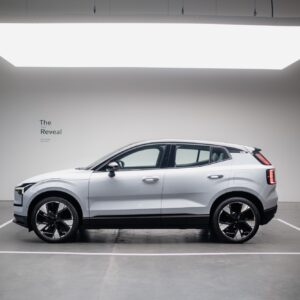 Volvo EX30 EV sideview